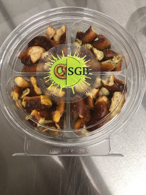 Small Pretzel Snack Tray